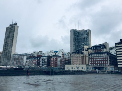 Mar del Plata también se disfruta los días de lluvia